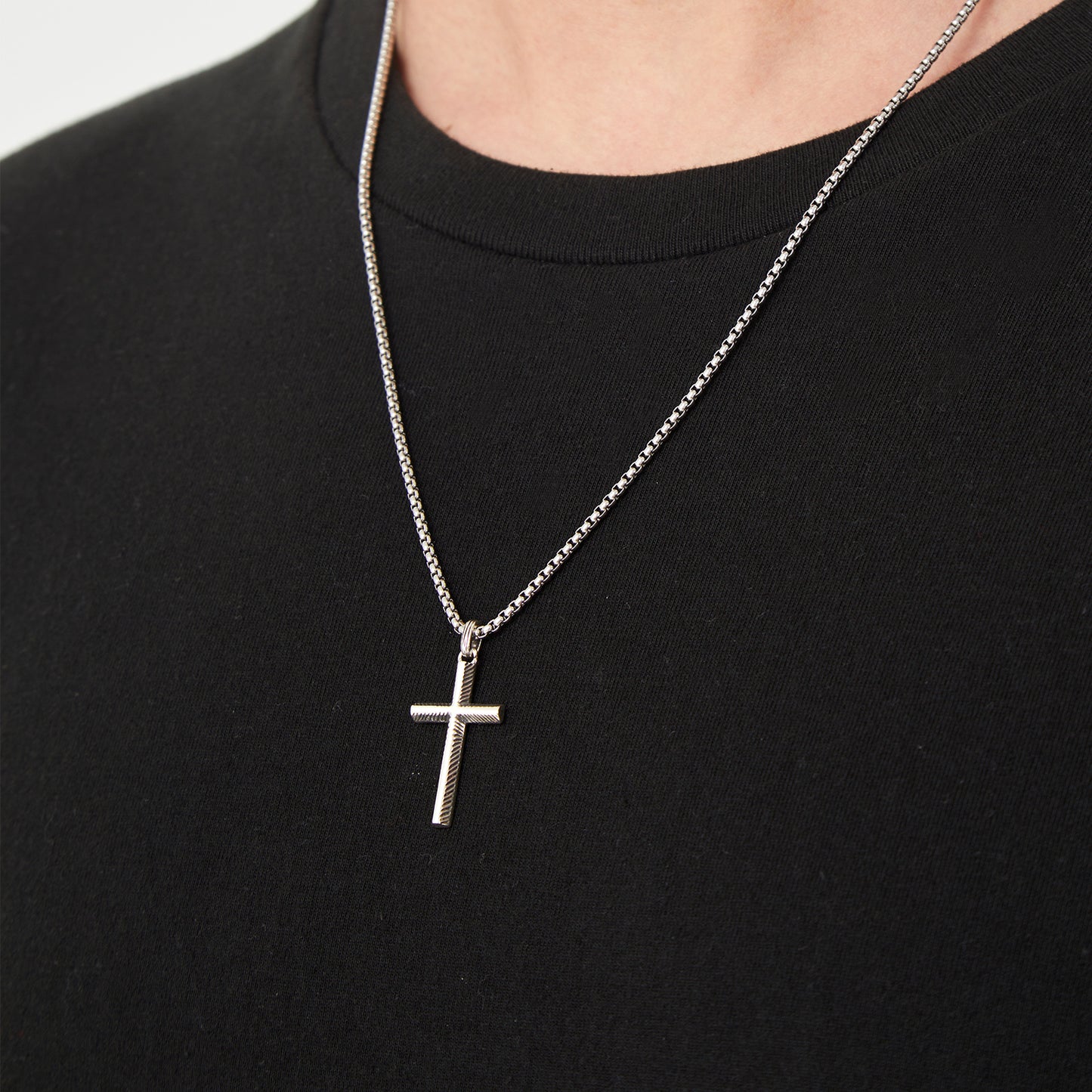 925 Silver Cross Necklace for Men, Handcrafted Hammered/Diagonal-Texture Sterling Silver Pendant, Symbolizing Faith and Strength – Gift for Men for Father’s Day, Christmas, Birthday, and More.