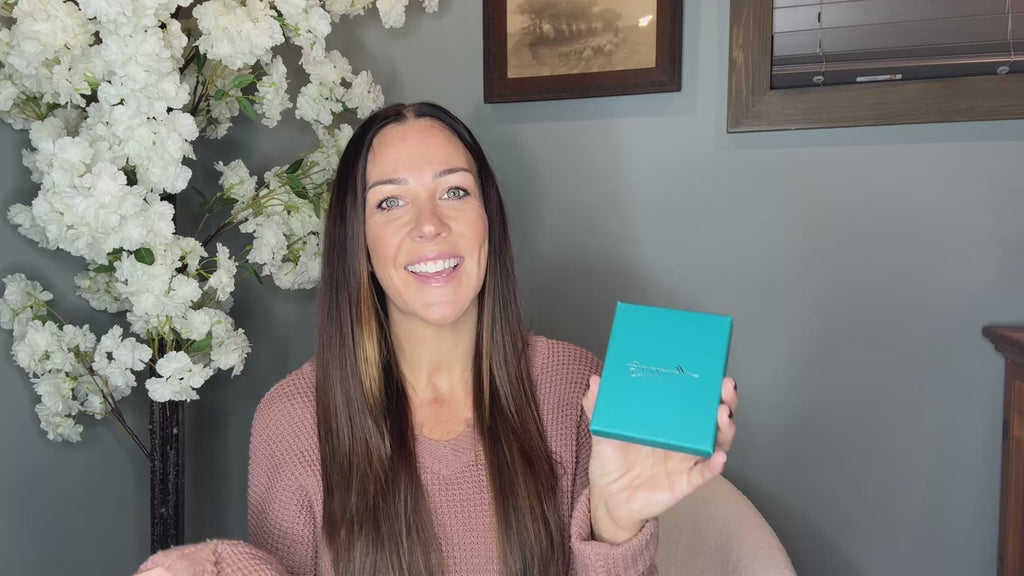 925 Sterling Silver Pearl Stud Earrings for Women – Natural Freshwater Pearls, 18K White Gold Plated, Hypoallergenic & Perfect for Everyday Elegance